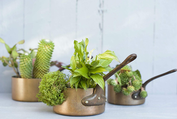 metal flower pots